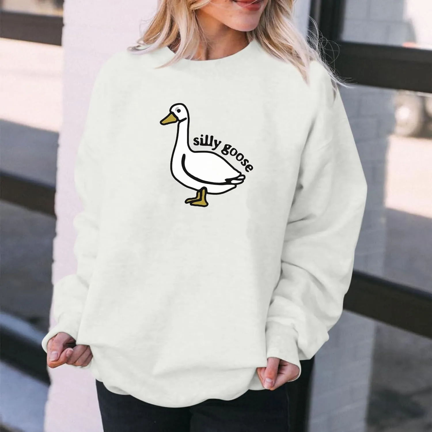 Cute Silly Goose Sweatshirt for Women Teen Girls Duck Letter Graphic Crewneck Long Sleeve Shirt Hoodie Pullover Tops