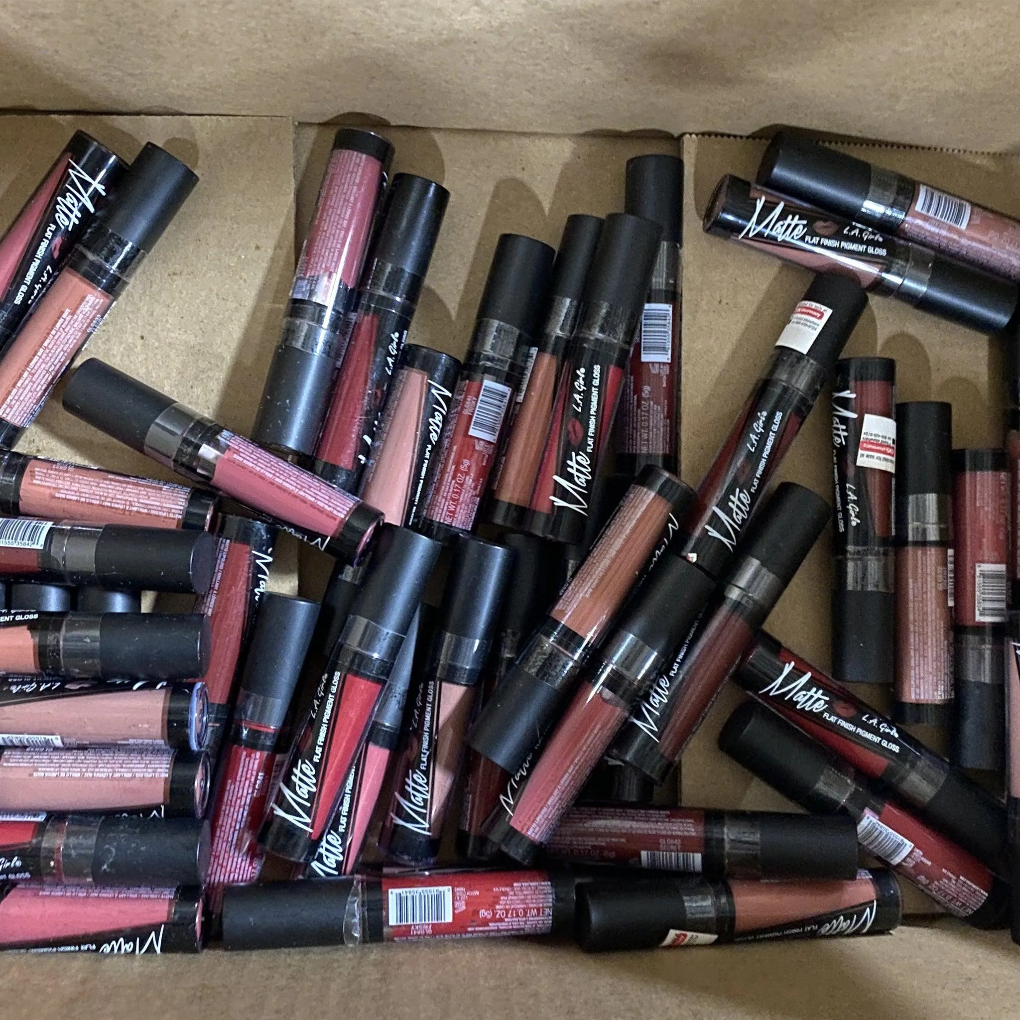 L.A Girl Matte Flat Finish Pigment Gloss (50 Pcs Box)