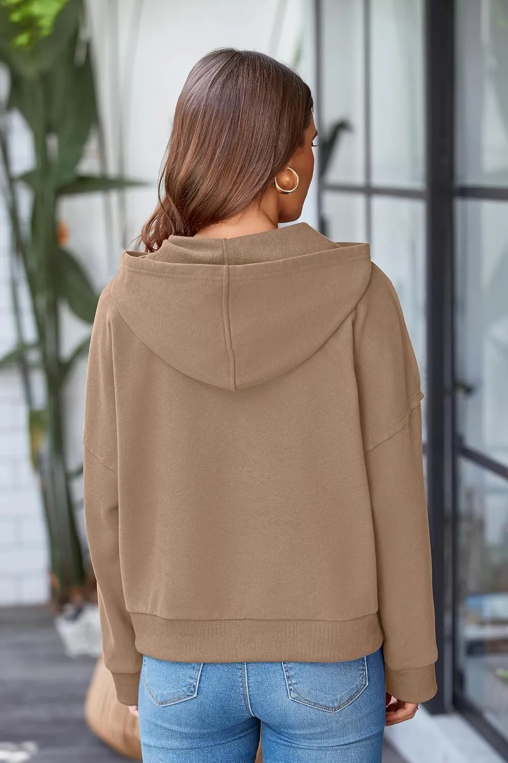 PRETTYGARDEN Womens Cropped Sweatshirt Hoodies Long Sleeve V Neck Button Hooded Pullover Tops 2024 Fall Trendy Outfits