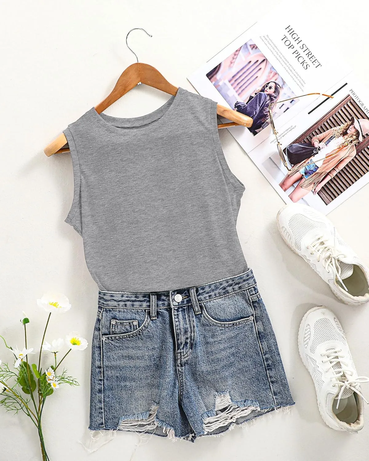 Riyiper 3 Pack Women's Sleeveless Tops, 2025 Loose Fit High Neck Tank Tops Casual Summer Muscle Shirts Ladies' Flowy Tees