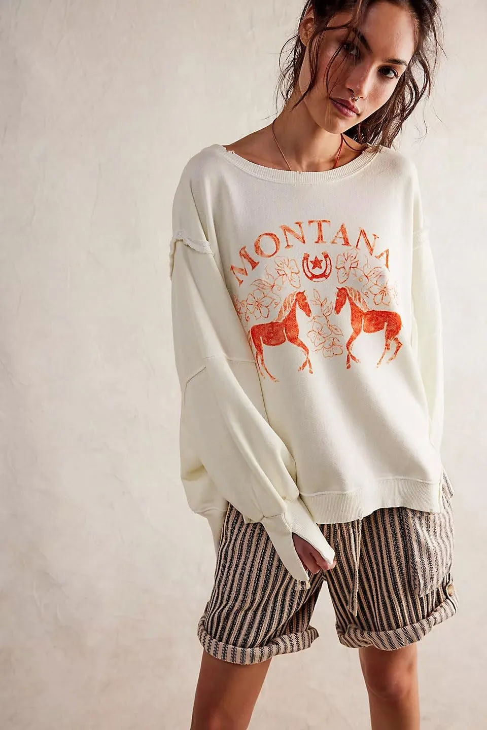 utcoco Oversized Sweatshirt for Women Letter Graphic Crew Neck Long Sleeve Shirts Fashion Hoodies Tops
