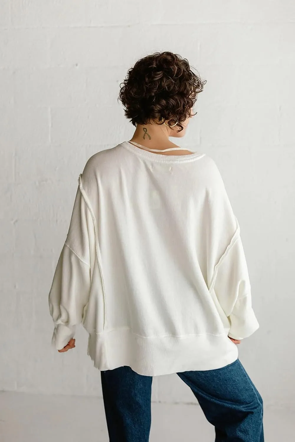 utcoco Oversized Sweatshirt for Women Letter Graphic Crew Neck Long Sleeve Shirts Fashion Hoodies Tops