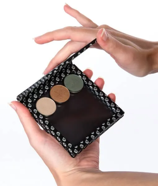 Z-Palette Refillable Case - Holds 9 Eye Shadows
