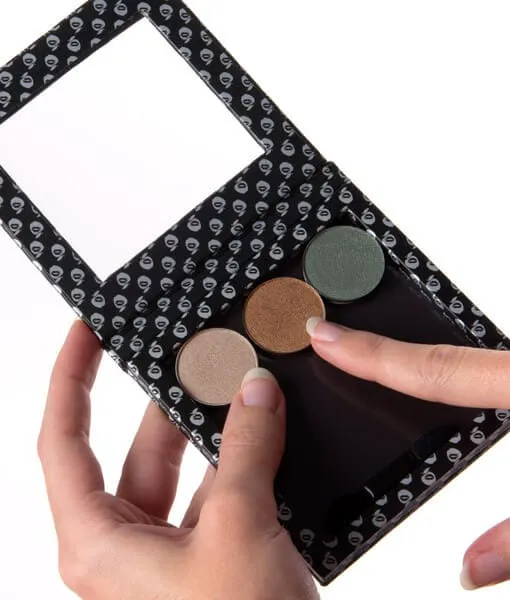 Z-Palette Refillable Case - Holds 9 Eye Shadows